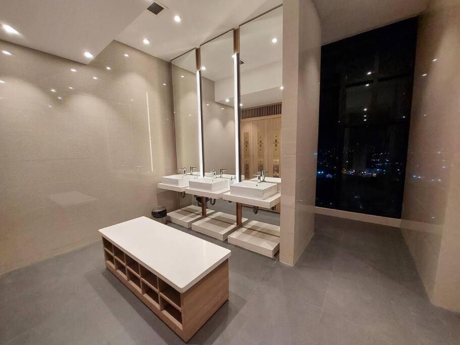 D1Mension 3Br Luxury Condo City Center In Dist 1 Ho Chi Minh-byen Eksteriør bilde